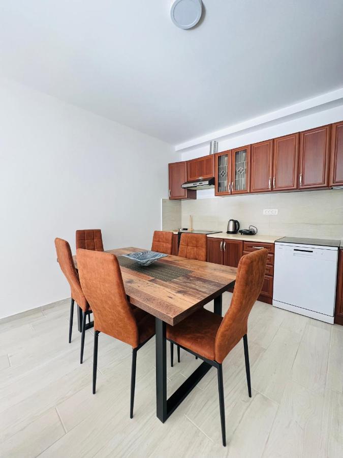Apartment With Terrace And Private Parking Κότορ Εξωτερικό φωτογραφία