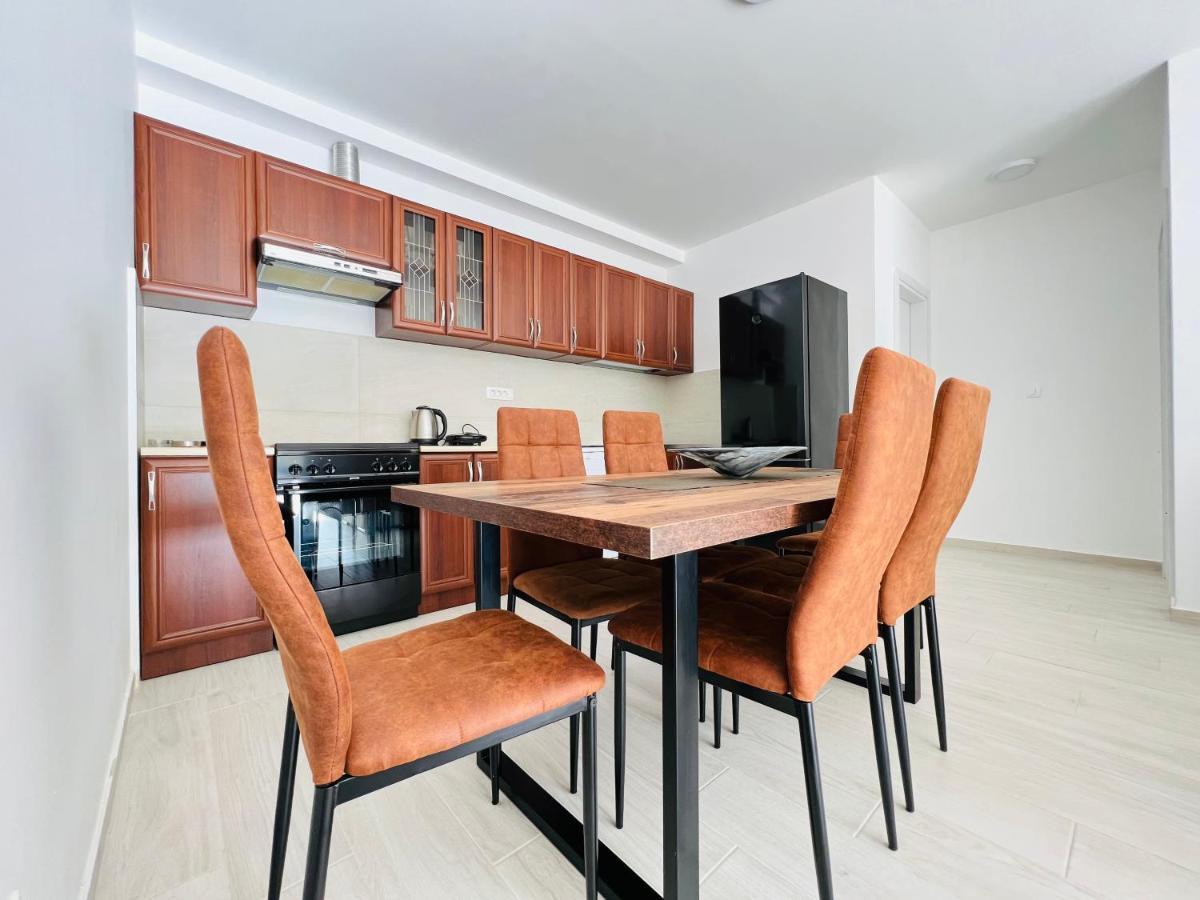 Apartment With Terrace And Private Parking Κότορ Εξωτερικό φωτογραφία
