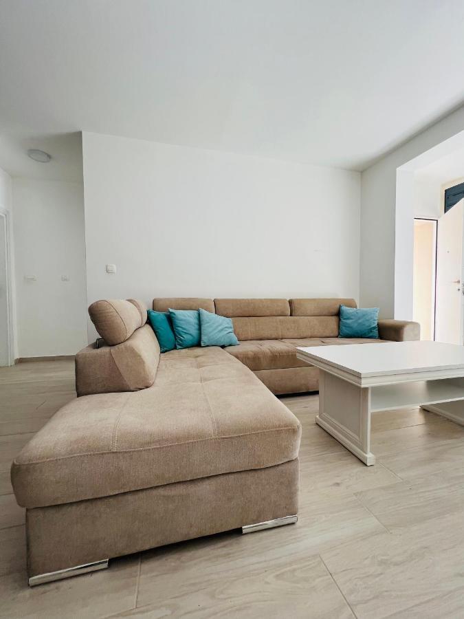 Apartment With Terrace And Private Parking Κότορ Εξωτερικό φωτογραφία
