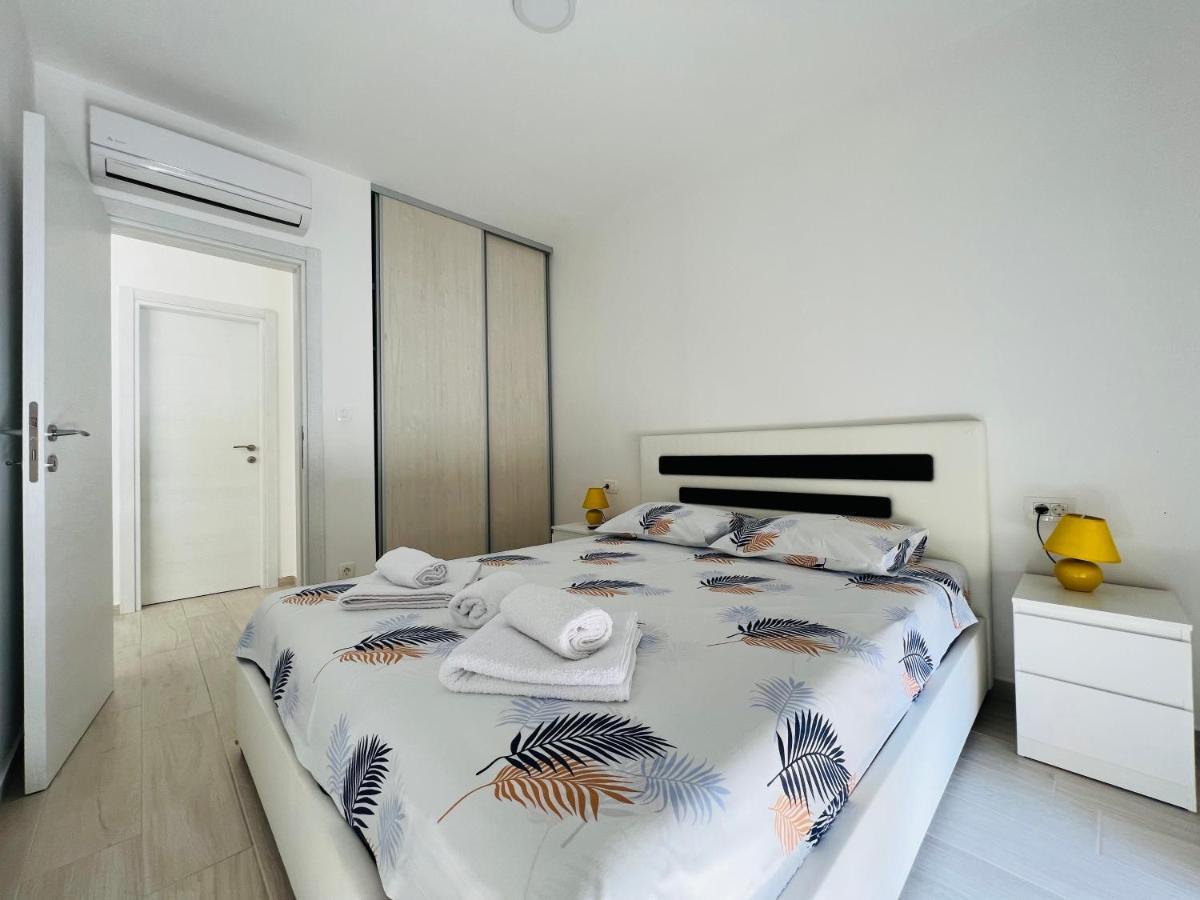 Apartment With Terrace And Private Parking Κότορ Εξωτερικό φωτογραφία